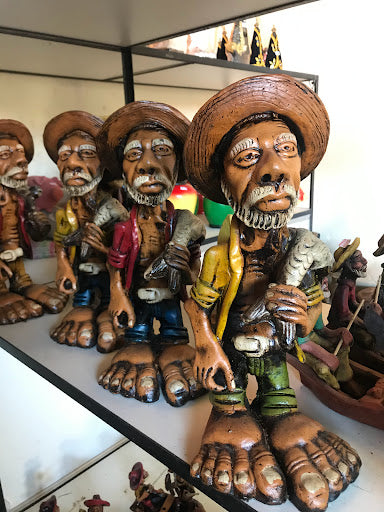 Boneco Pezão Esculturas de Barro de Santana do São Francisco, Sergipe