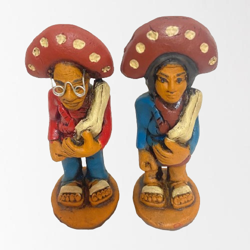 Lampião e Maria Bonita Mini-Casal 10 cm Lembrancinha Produtos do Sertão Artesanato Nordestino