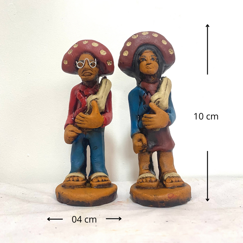 Lampião e Maria Bonita Mini-Casal 10 cm Lembrancinha Produtos do Sertão Artesanato Nordestino